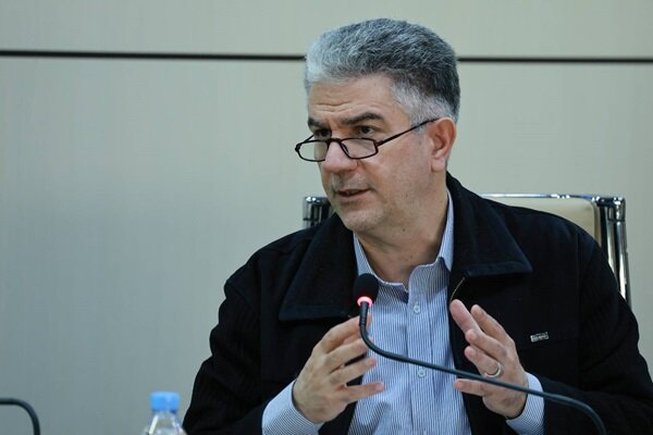 توجه به معیشت، پایه انگیزه و پایداری در حوزه درمان