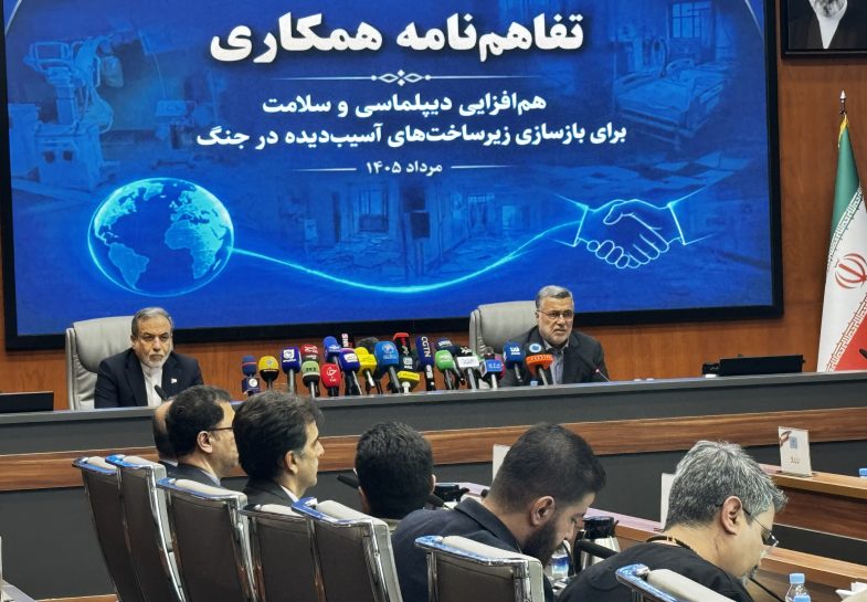 پزشکان و پرستاران اجازه ندادند؛در جنگ مراکز بهداشتی و درمانی تعطیل شوند